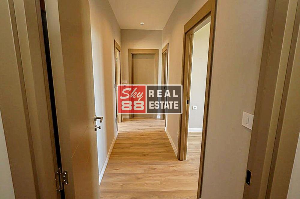 Slika 2 - Vojvode Stepe, Četvorosoban stan na prodaju, 169m2, 556.940€