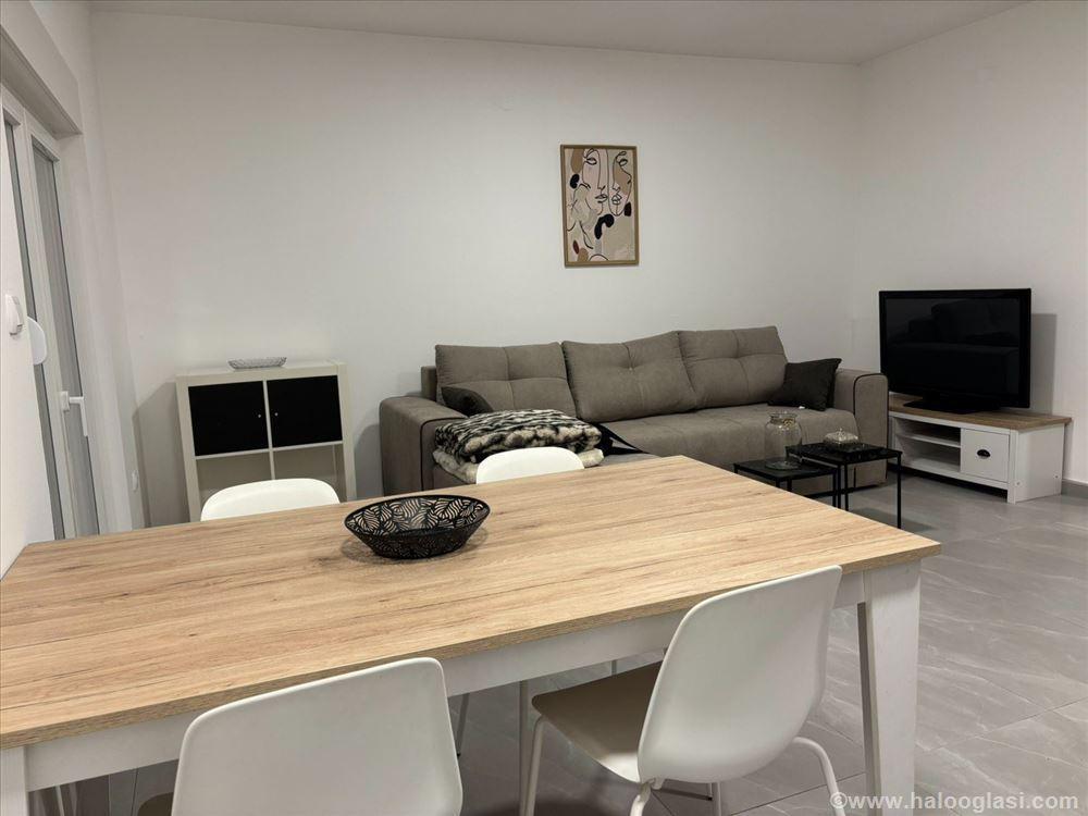 Glavna slika -Medakovićeva, Jednoiposoban stan za izdavanje, 50m2, 450€