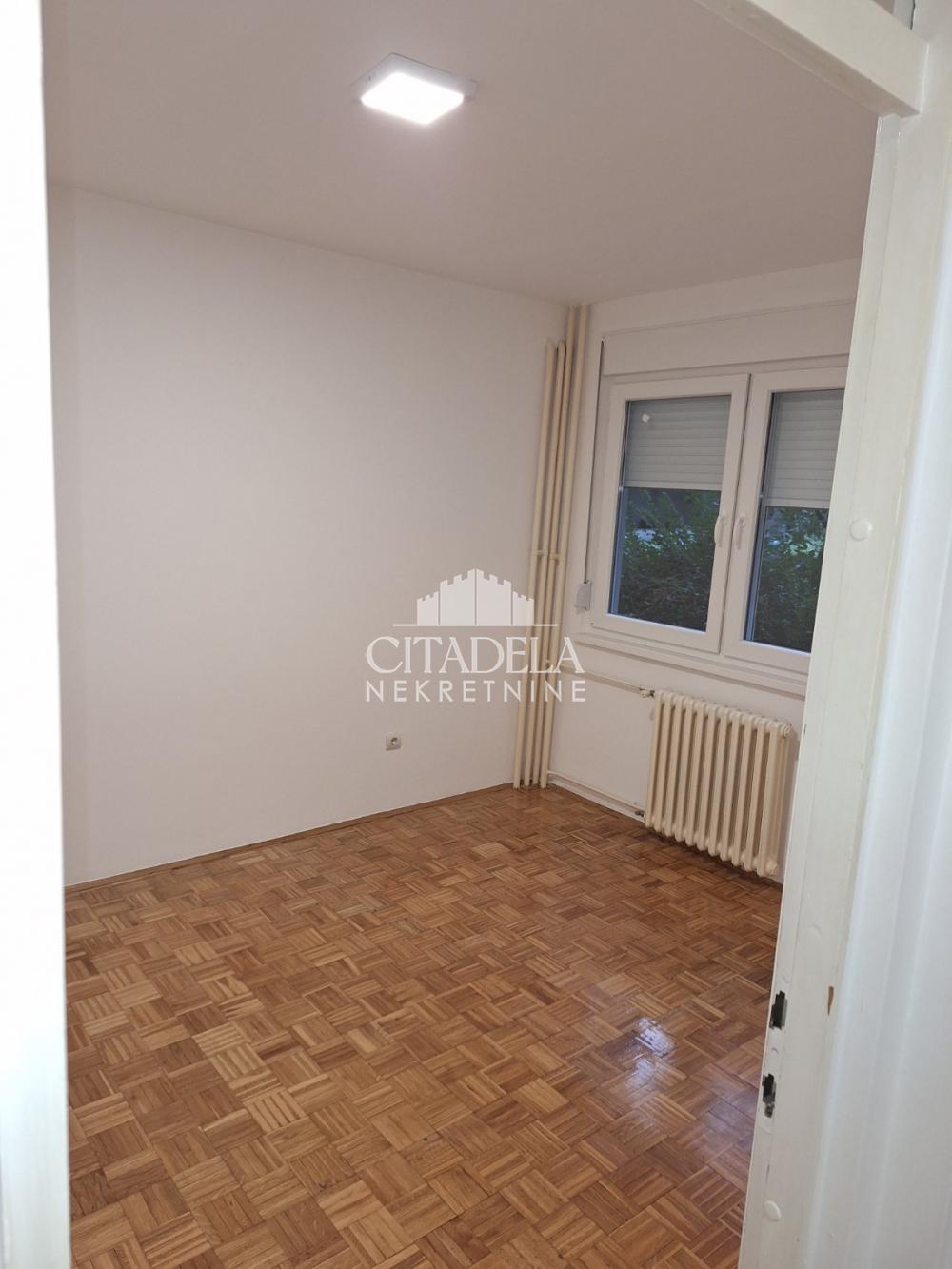 Slika 4 - Poručnika Spasića i Mašere, Dvoiposoban stan za izdavanje, 48m2, 400€