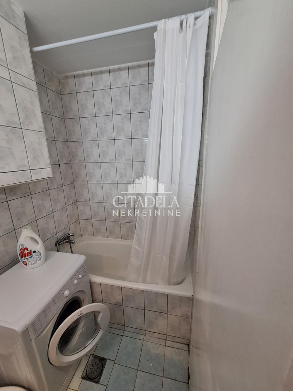 Slika 9 - Poručnika Spasića i Mašere, Dvoiposoban stan za izdavanje, 48m2, 400€
