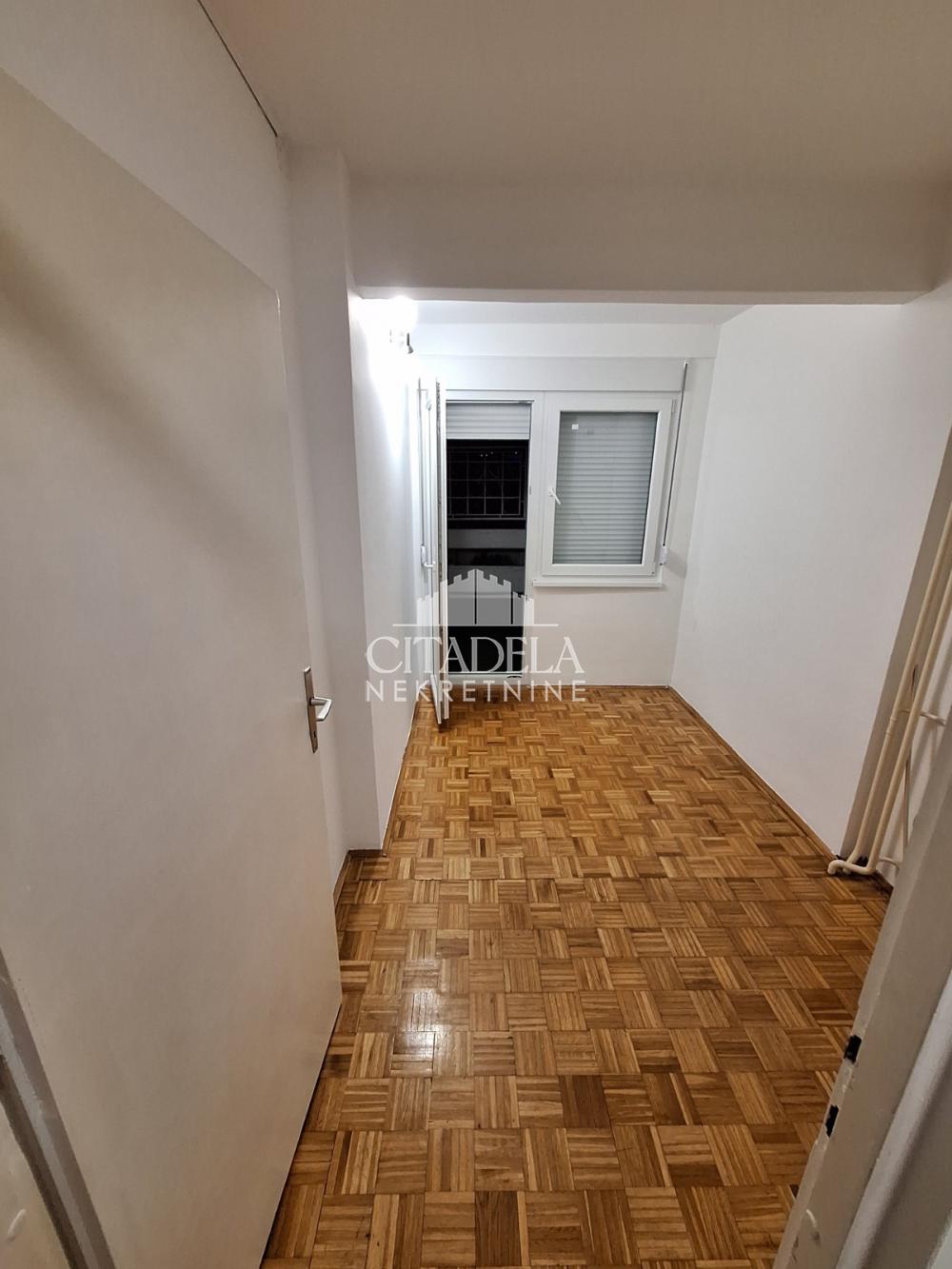 Slika 5 - Poručnika Spasića i Mašere, Dvoiposoban stan za izdavanje, 48m2, 400€