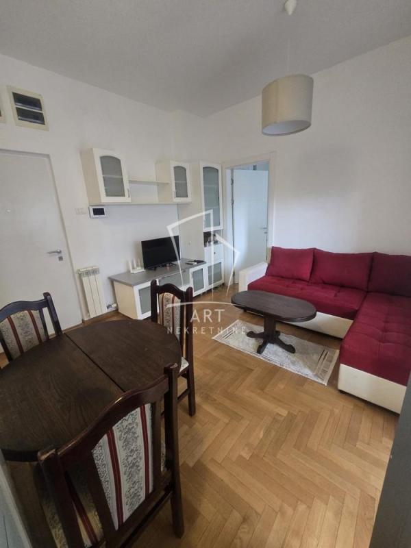 Slika 1 - Bore Markovića, Jednoiposoban stan za izdavanje, 36m2, 500€