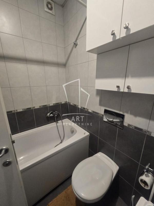 Slika 10 - Bore Markovića, Jednoiposoban stan za izdavanje, 36m2, 500€