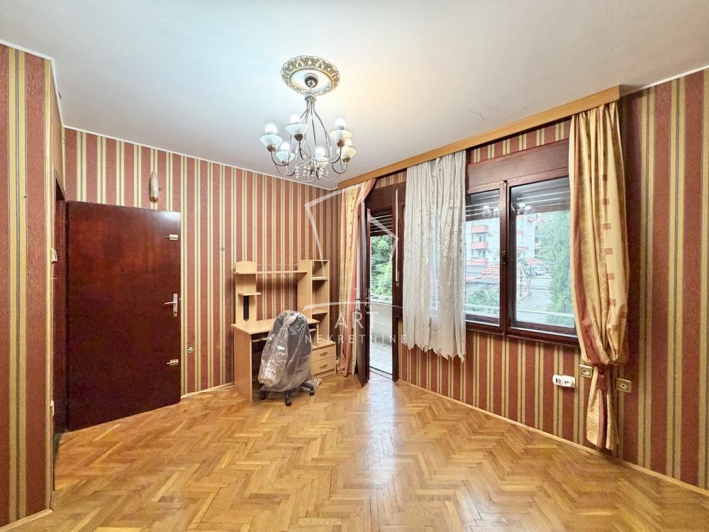 Slika 6 - Dušana Radovića,  Kuća na prodaju, 125m2, 320.000€