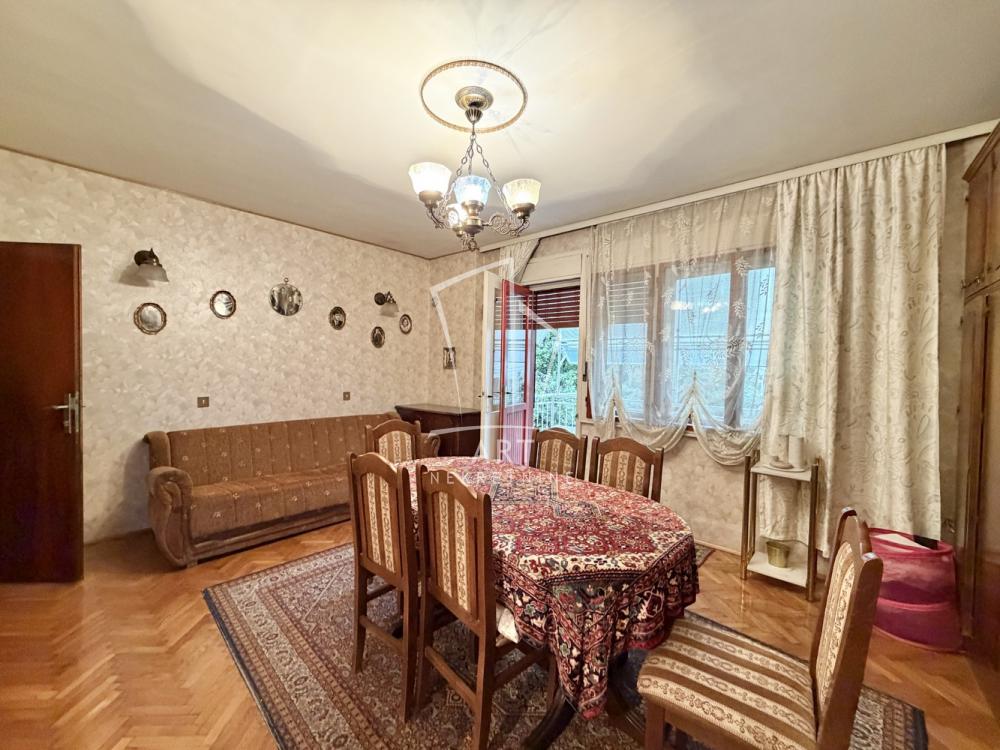 Slika 2 - Dušana Radovića,  Kuća na prodaju, 125m2, 320.000€