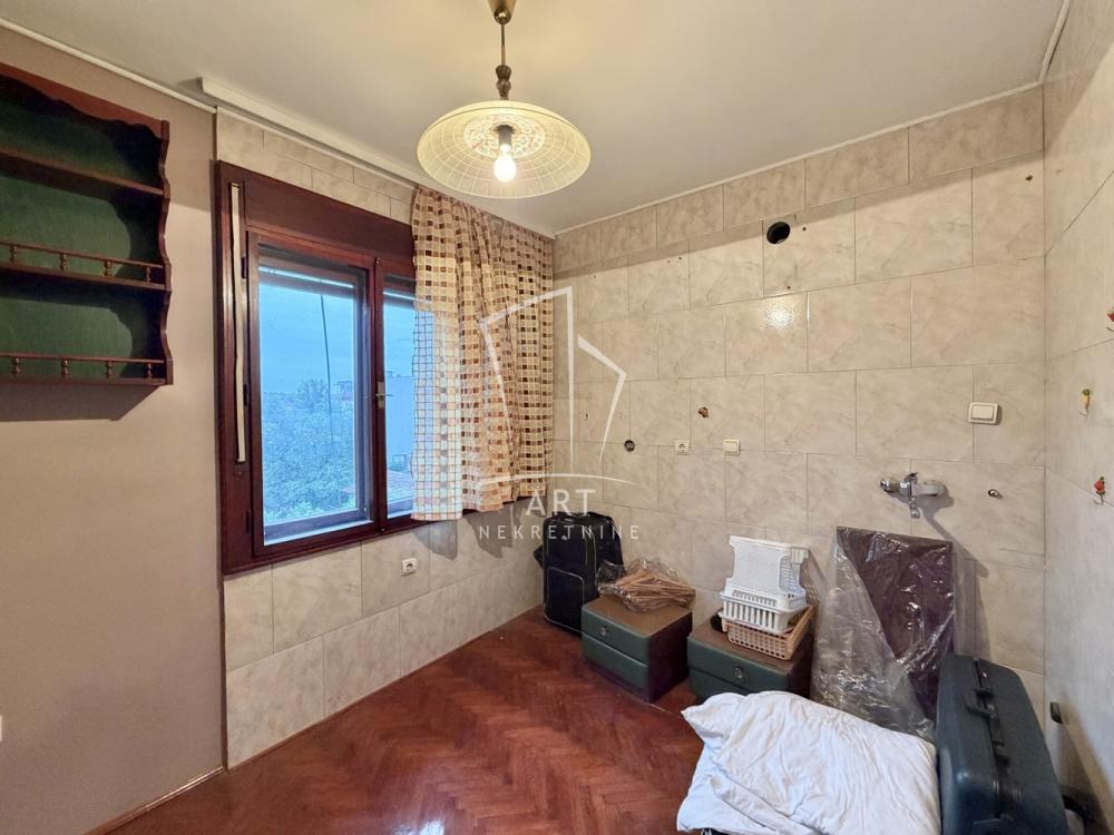 Slika 10 - Dušana Radovića,  Kuća na prodaju, 125m2, 320.000€