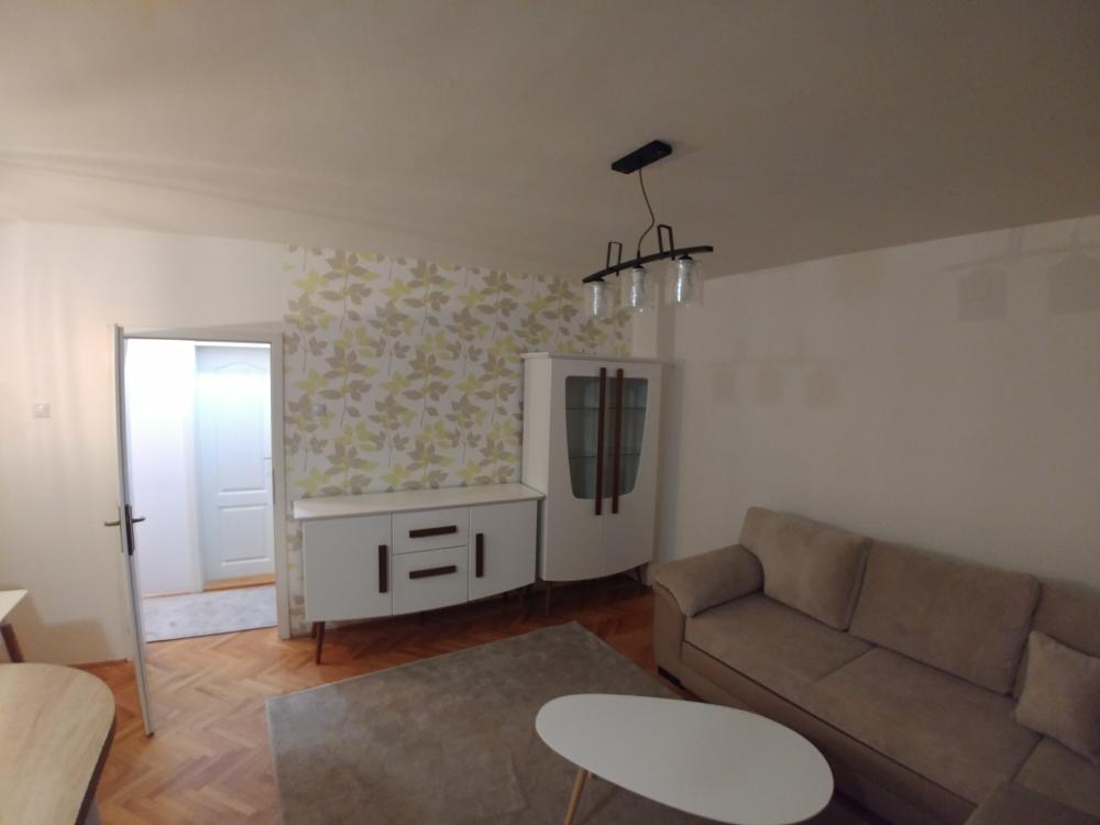 Slika 9 - Zelengorska, Jednoiposoban stan za izdavanje, 45m2, 350€