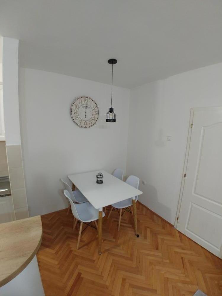 Slika 6 - Zelengorska, Jednoiposoban stan za izdavanje, 45m2, 350€