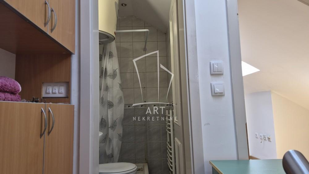 Slika 11 - Dušana Vukasovića, Trosoban stan za izdavanje, 51m2, 800€