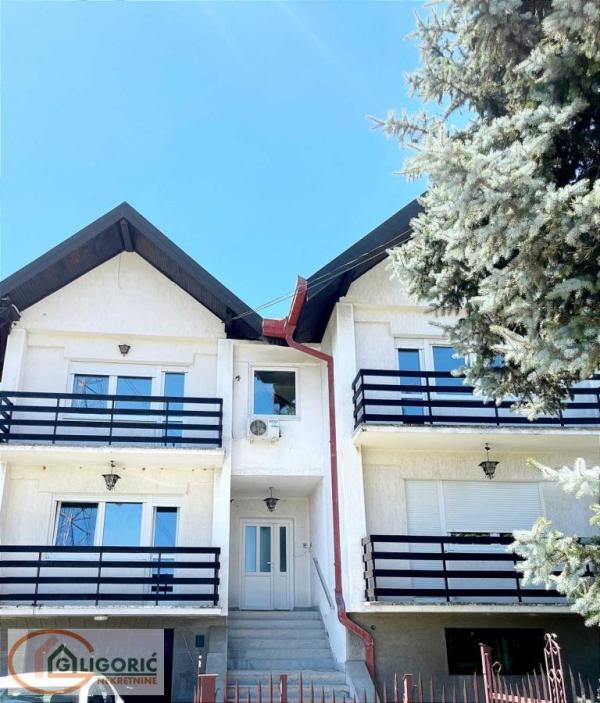 Glavna slika - Kuća na prodaju, 453m2, 365.000€