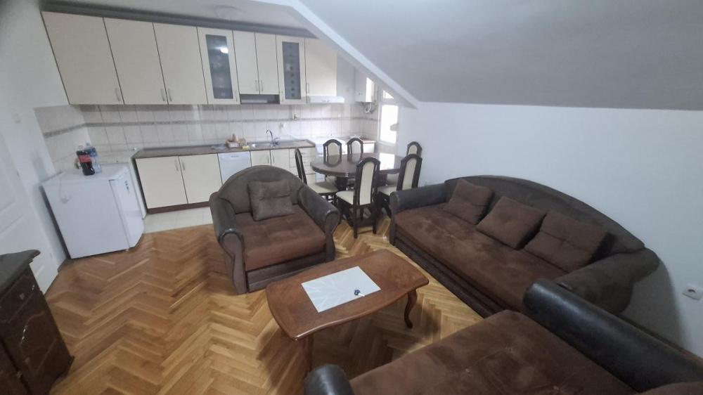 Slika 2 - Dvosoban stan za izdavanje, 48m2, 350€