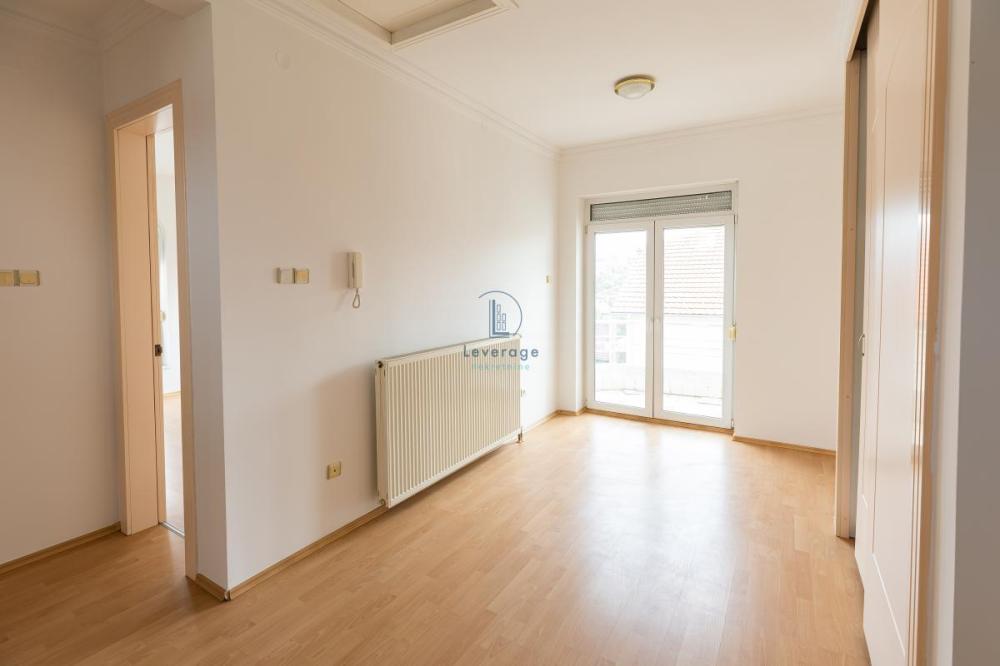 Slika 11 - Kuća za izdavanje, 373m2, 1.800€