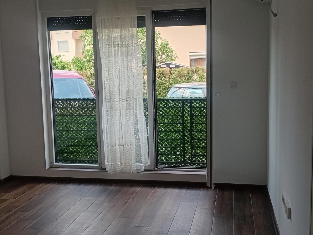 Slika 1 - dr Dusana Popovica 6A,  Stan za izdavanje, 230€