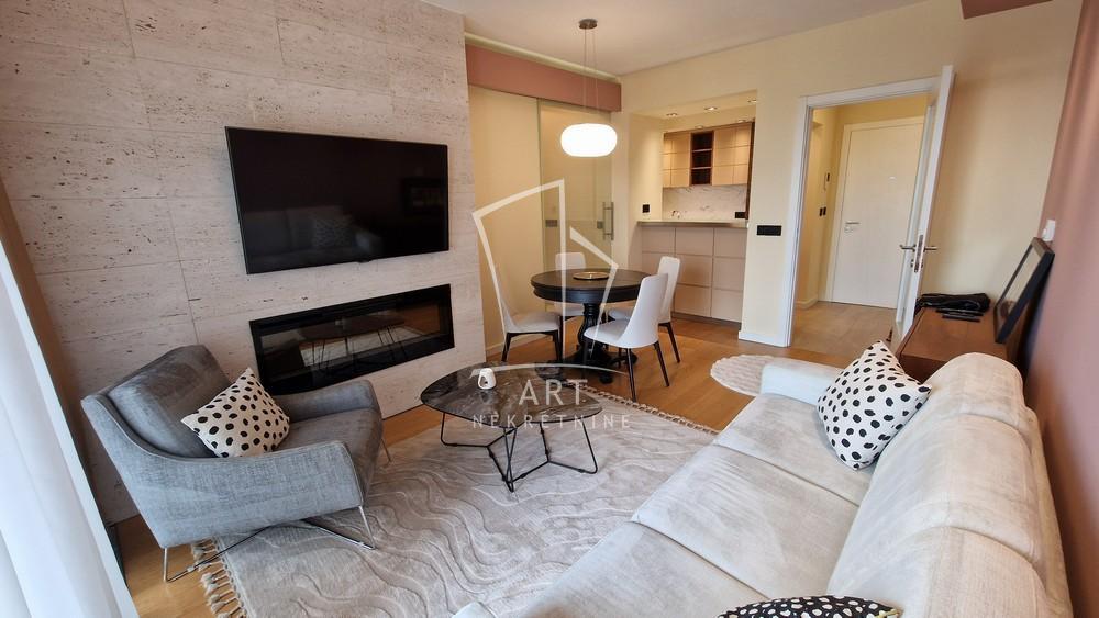 Glavna slika -Omladinskih brigada, Dvosoban stan za izdavanje, 51m2, 950€