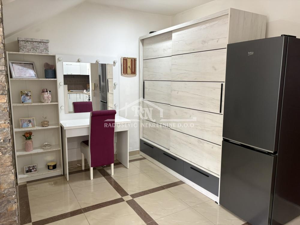 Slika 10 - Jovanke Radaković, Jednoiposoban stan na prodaju, 39m2, 115.000€