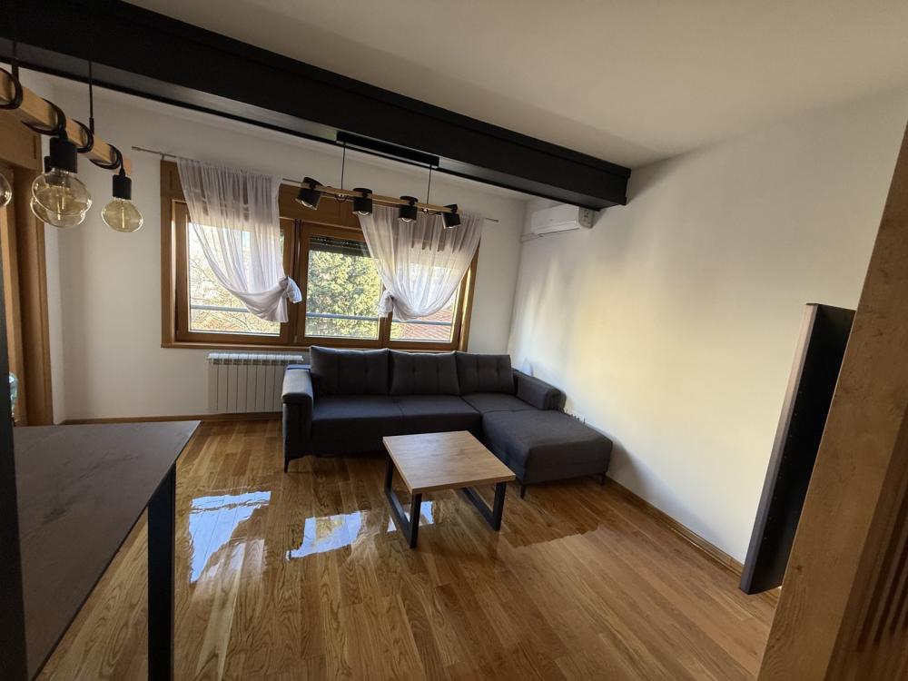 Slika 1 - Jadranska, Dvosoban stan za izdavanje, 56m2, 1.000€