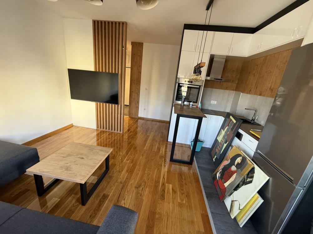Slika 2 - Jadranska, Dvosoban stan za izdavanje, 56m2, 1.000€