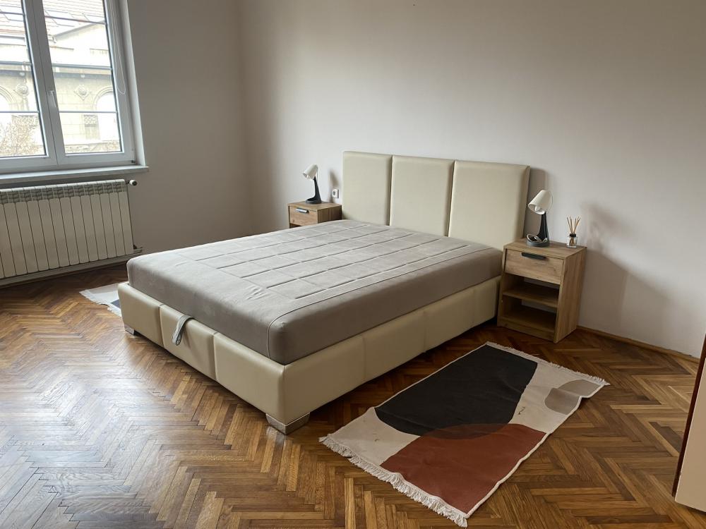 Slika 10 - Palmotićeva, Trosoban stan za izdavanje, 120m2, 1.150€