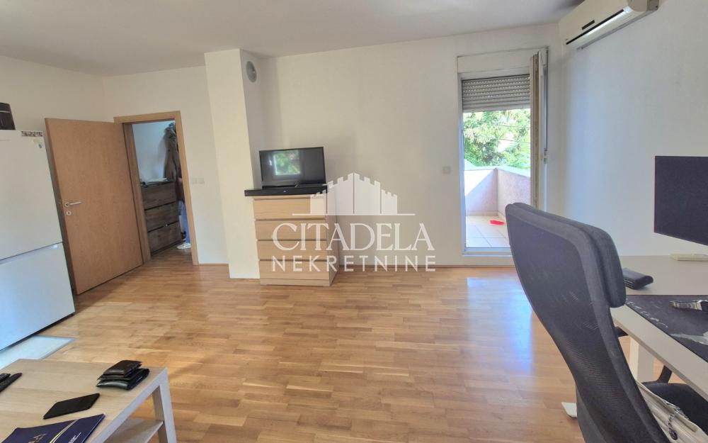 Slika 1 - Hajduk Stankova, Jednoiposoban stan na prodaju, 44m2, 155.000€
