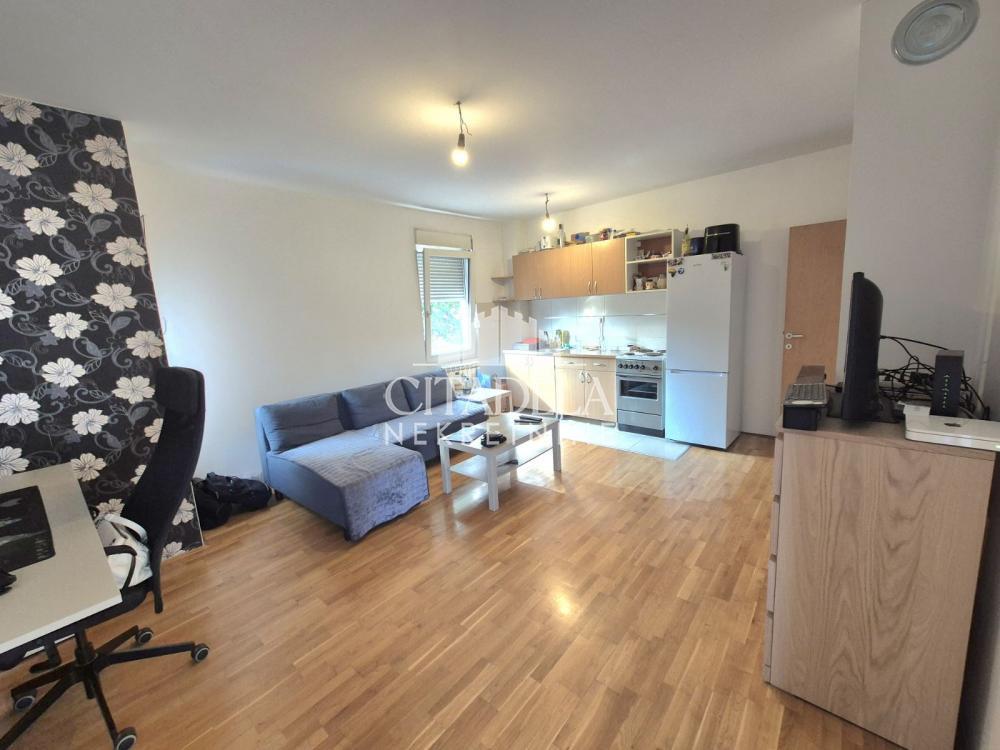 Glavna slika -Hajduk Stankova, Jednoiposoban stan na prodaju, 44m2, 155.000€