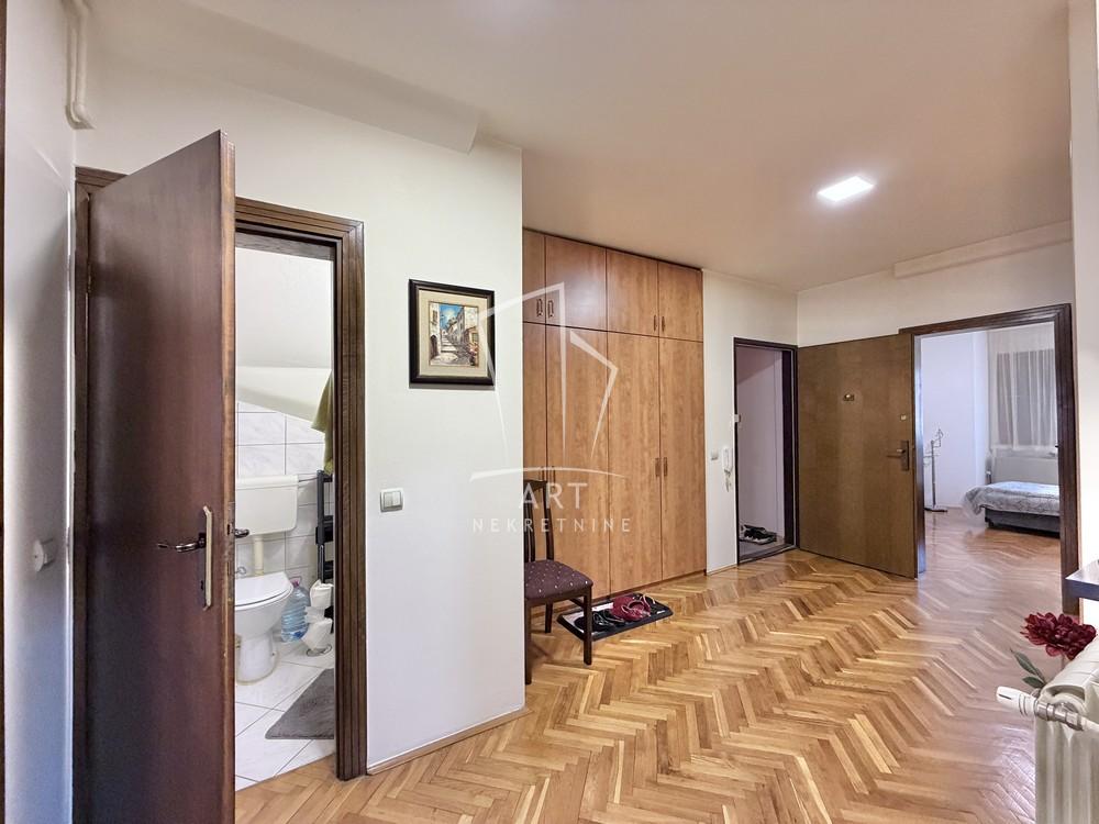 Slika 11 - Slobodana Lale Berberskog, Četvorosoban stan na prodaju, 150m2, 370.000€