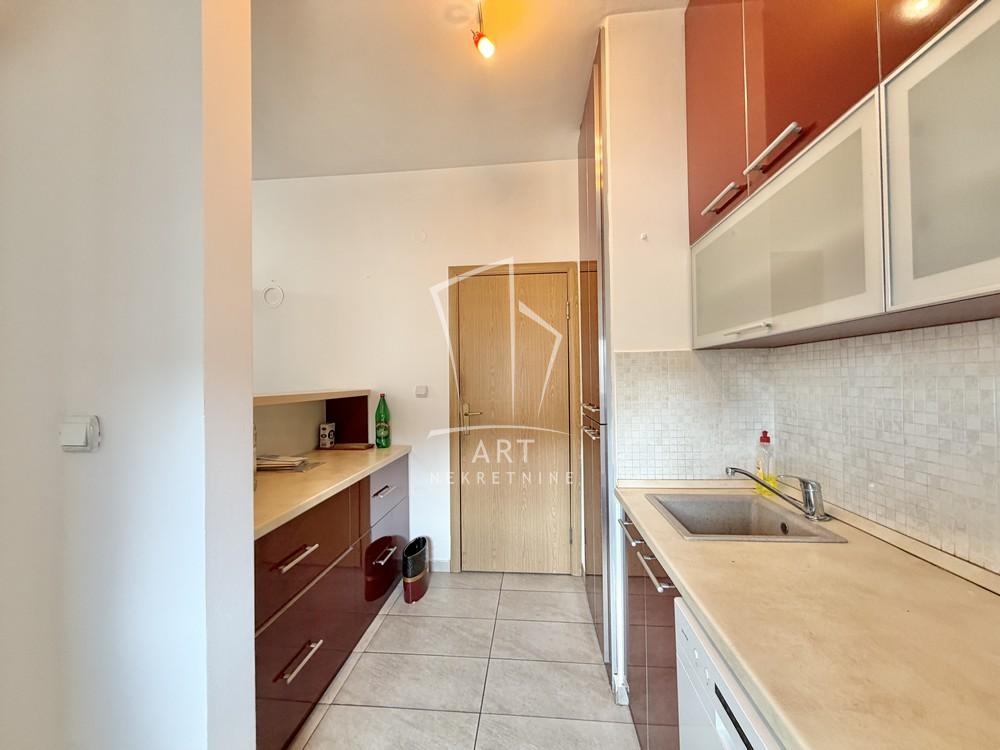 Slika 3 - Gandijeva, Trosoban stan na prodaju, 63m2, 230.000€