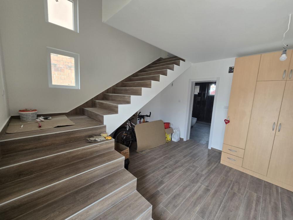 Slika 4 - Josifa Pančića, Kuća za izdavanje, 180m2, 1.000€