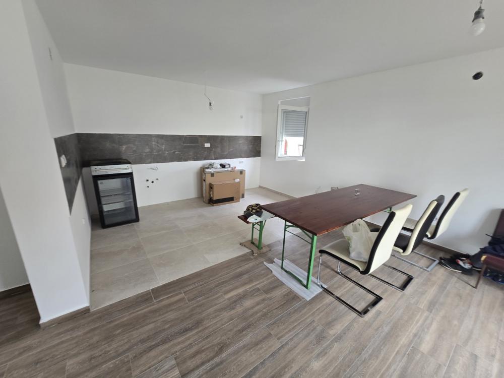 Slika 3 - Josifa Pančića, Kuća za izdavanje, 180m2, 1.000€