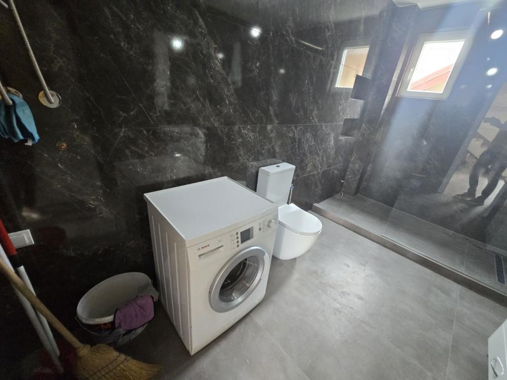 Slika 11 - Josifa Pančića, Kuća za izdavanje, 180m2, 1.000€