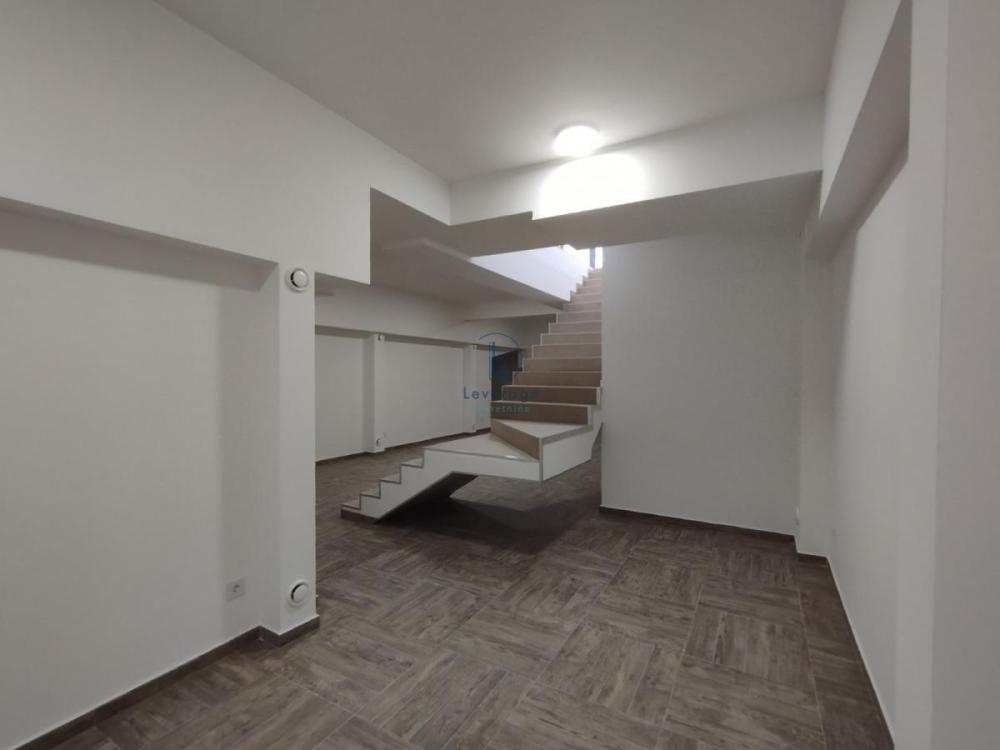 Slika 7 -  Lokal za izdavanje, 212m2, 2.000€