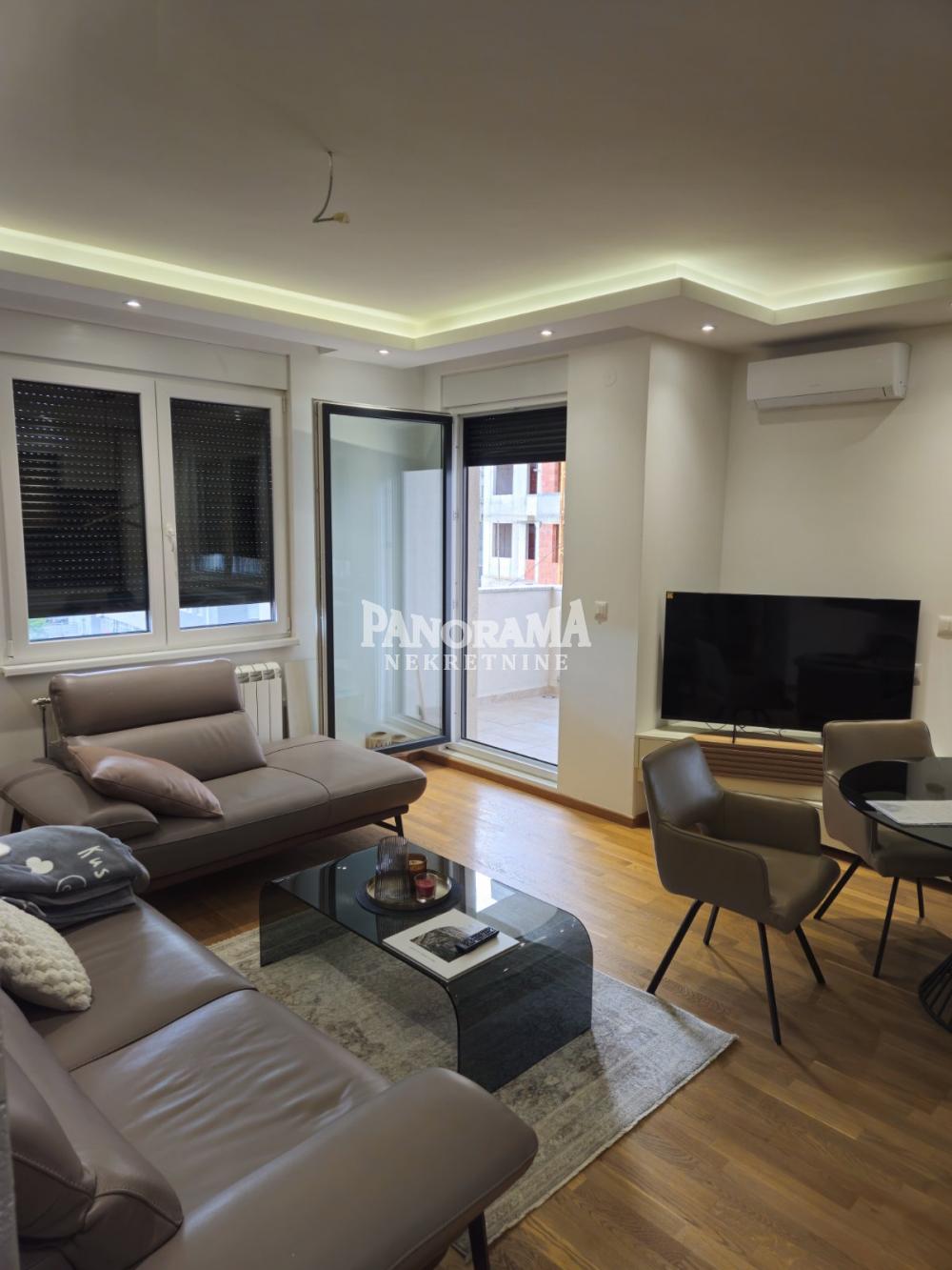 Slika 1 - Kneza Višeslava, Dvoiposoban stan na prodaju, 68m2, 225.000€