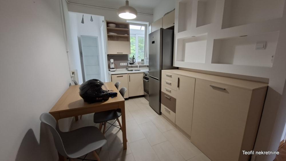 Slika 6 - Cetinjska, Dvoiposoban stan za izdavanje, 70m2, 850€