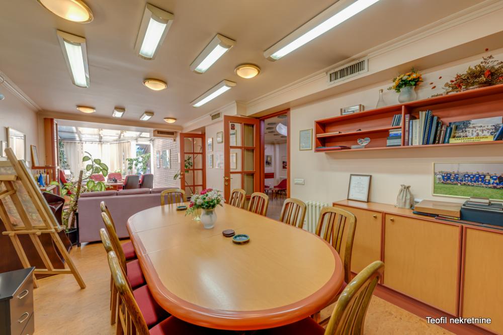 Slika 1 - Partizanske avijacije,  Kuća na prodaju, 285m2, 485.000€