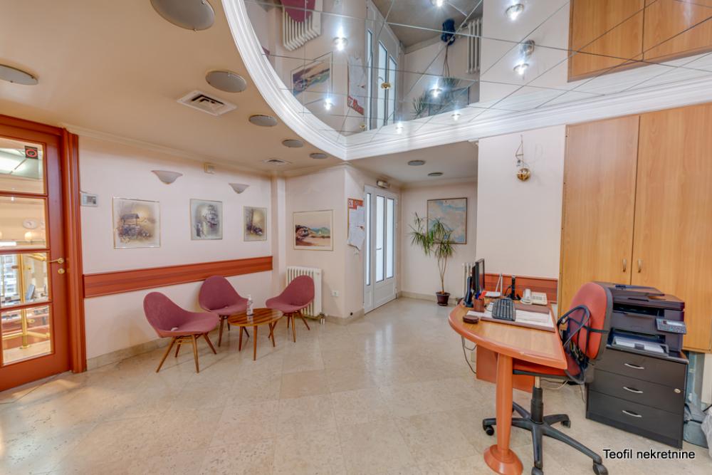 Slika 2 - Partizanske avijacije,  Kuća na prodaju, 285m2, 485.000€