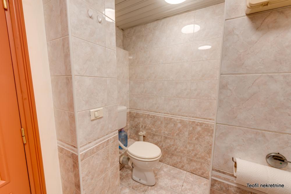 Slika 7 - Partizanske avijacije,  Kuća na prodaju, 285m2, 485.000€
