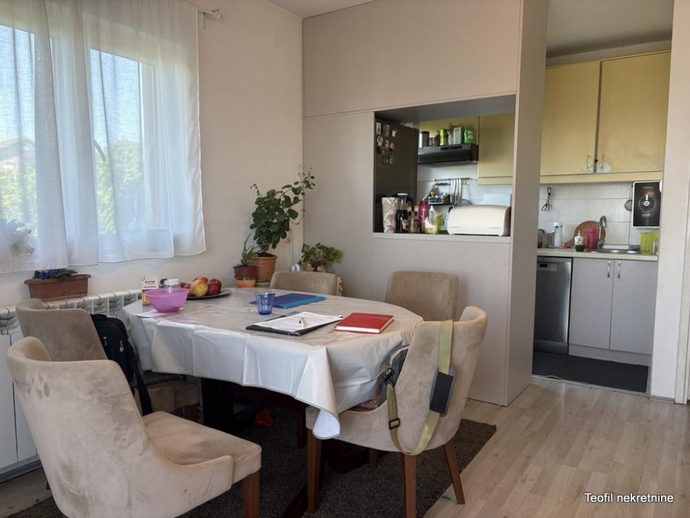 Slika 5 - Branislava Stankovića,  Kuća na prodaju, 344m2, 380.000€