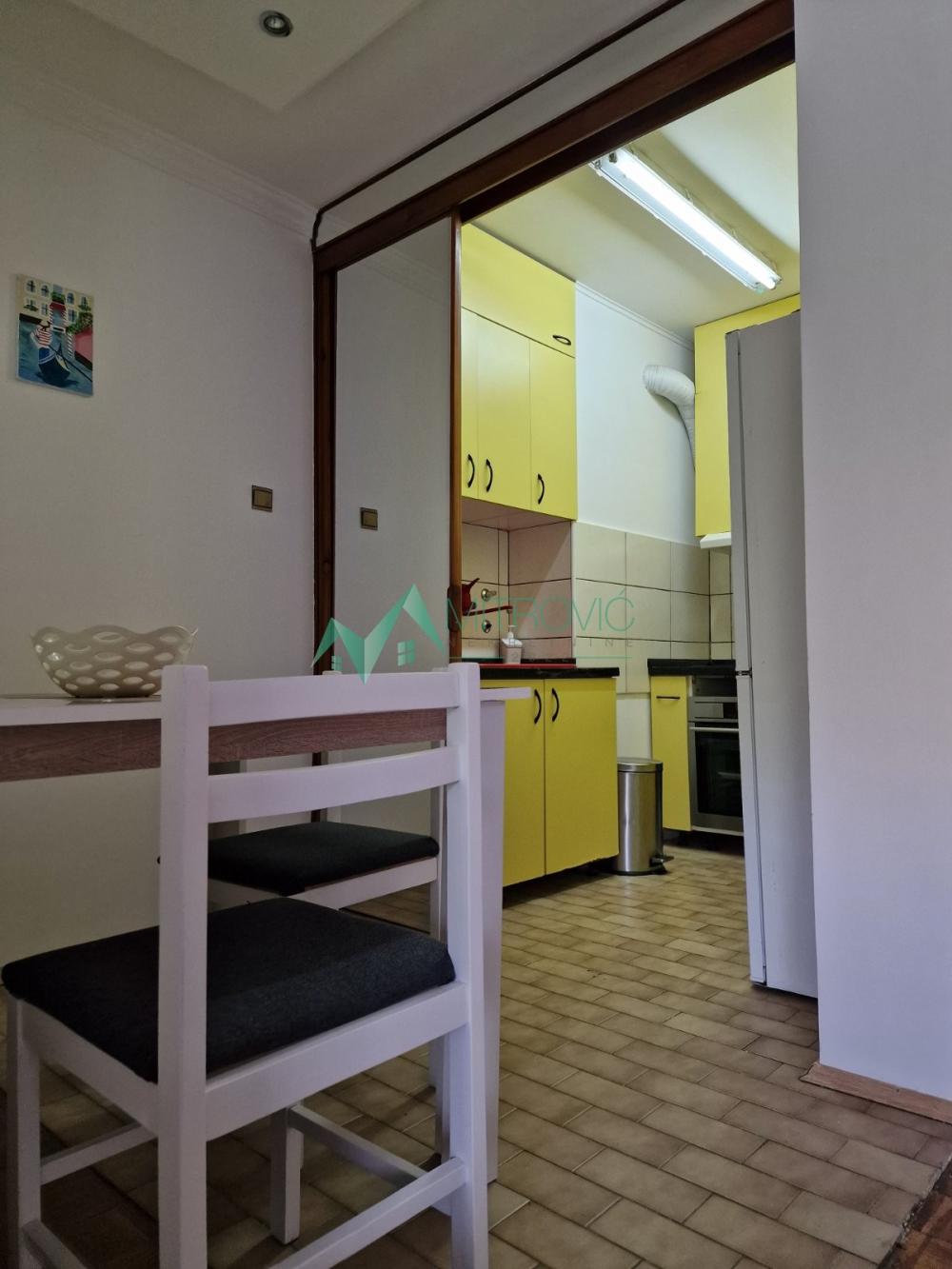 Slika 3 - Jednoiposoban stan za izdavanje, 40m2, 400€