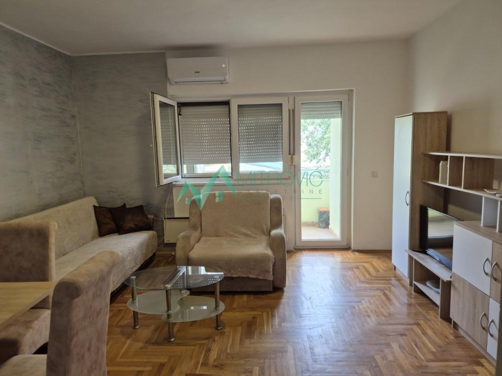 Slika 1 - Dvosoban stan za izdavanje, 50m2, 350€