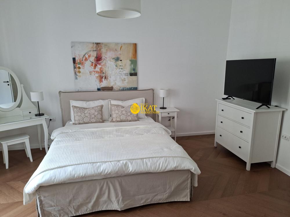 Slika 6 - Jug Bogdanova, Trosoban stan na prodaju, 110m2, 430.000€