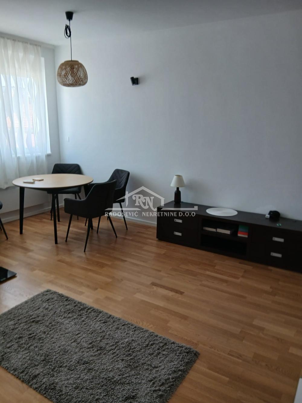Slika 2 - Braće Mihajlović Tripić, Jednoiposoban stan na prodaju, 45m2, 115.000€