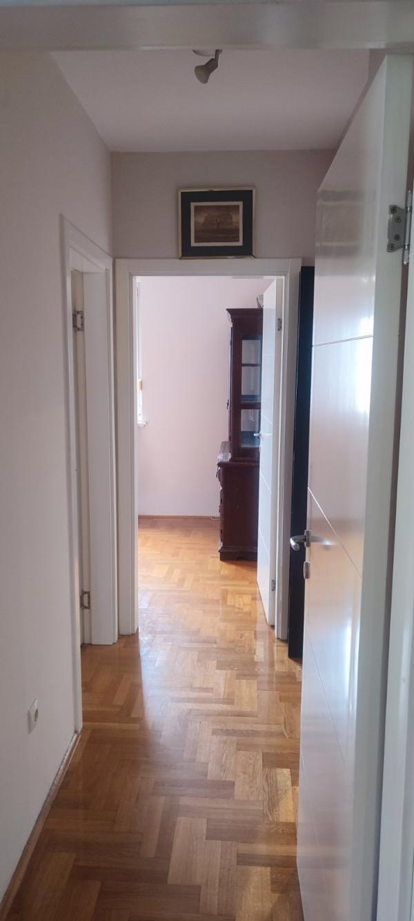 Slika 8 - krilova, Dvoiposoban stan za izdavanje, 53m2, 600€