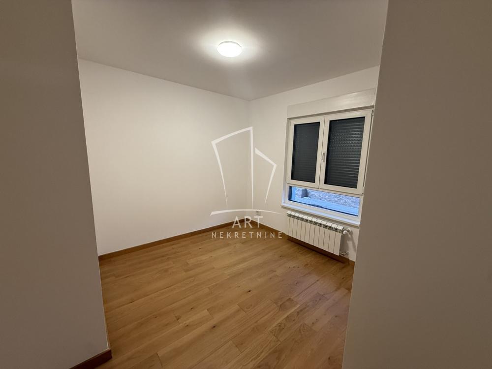 Slika 5 - Bulevar Kralja Aleksandra, Trosoban stan za izdavanje, 66m2, 650€