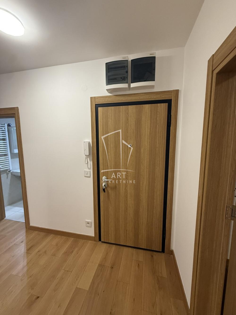 Slika 7 - Bulevar Kralja Aleksandra, Trosoban stan za izdavanje, 66m2, 650€