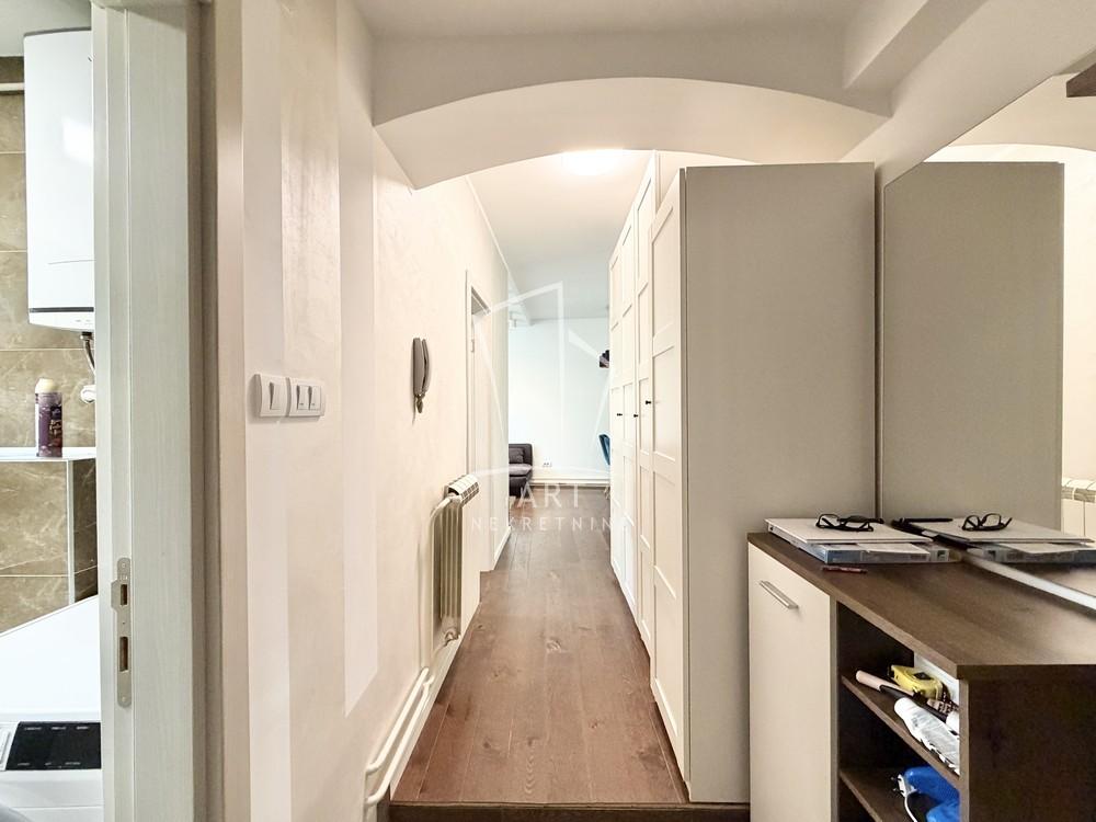 Slika 5 - Bulevar oslobođenja, Jednoiposoban stan za izdavanje, 41m2, 650€