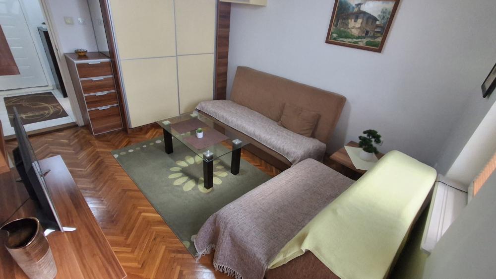 Slika 1 - Vojvode Tankosića, Jednoiposoban stan za izdavanje, 36m2, 280€