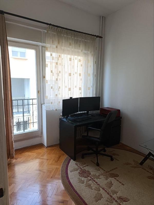 Slika 6 - Bulevar kneza Aleksandra Karađorđevića, Trosoban stan za izdavanje, 80m2, 1.300€