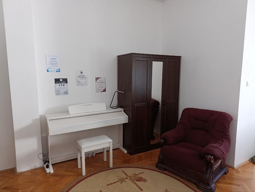 Slika 2 - Bulevar kneza Aleksandra Karađorđevića, Trosoban stan za izdavanje, 80m2, 1.300€