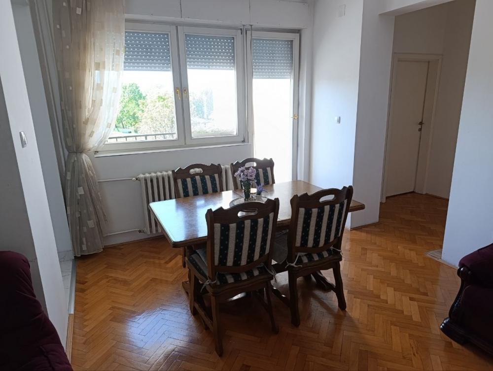 Slika 3 - Bulevar kneza Aleksandra Karađorđevića, Trosoban stan za izdavanje, 80m2, 1.300€