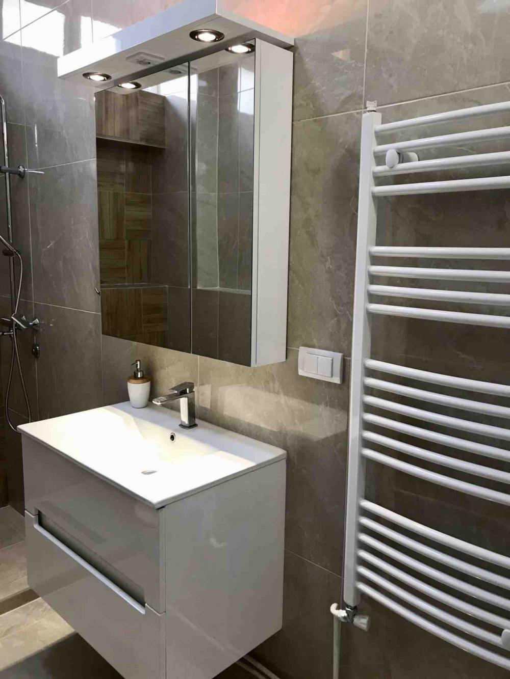 Slika 11 - Bulevar kneza Aleksandra Karađorđevića, Četvorosoban stan za izdavanje, 100m2, 1.800€
