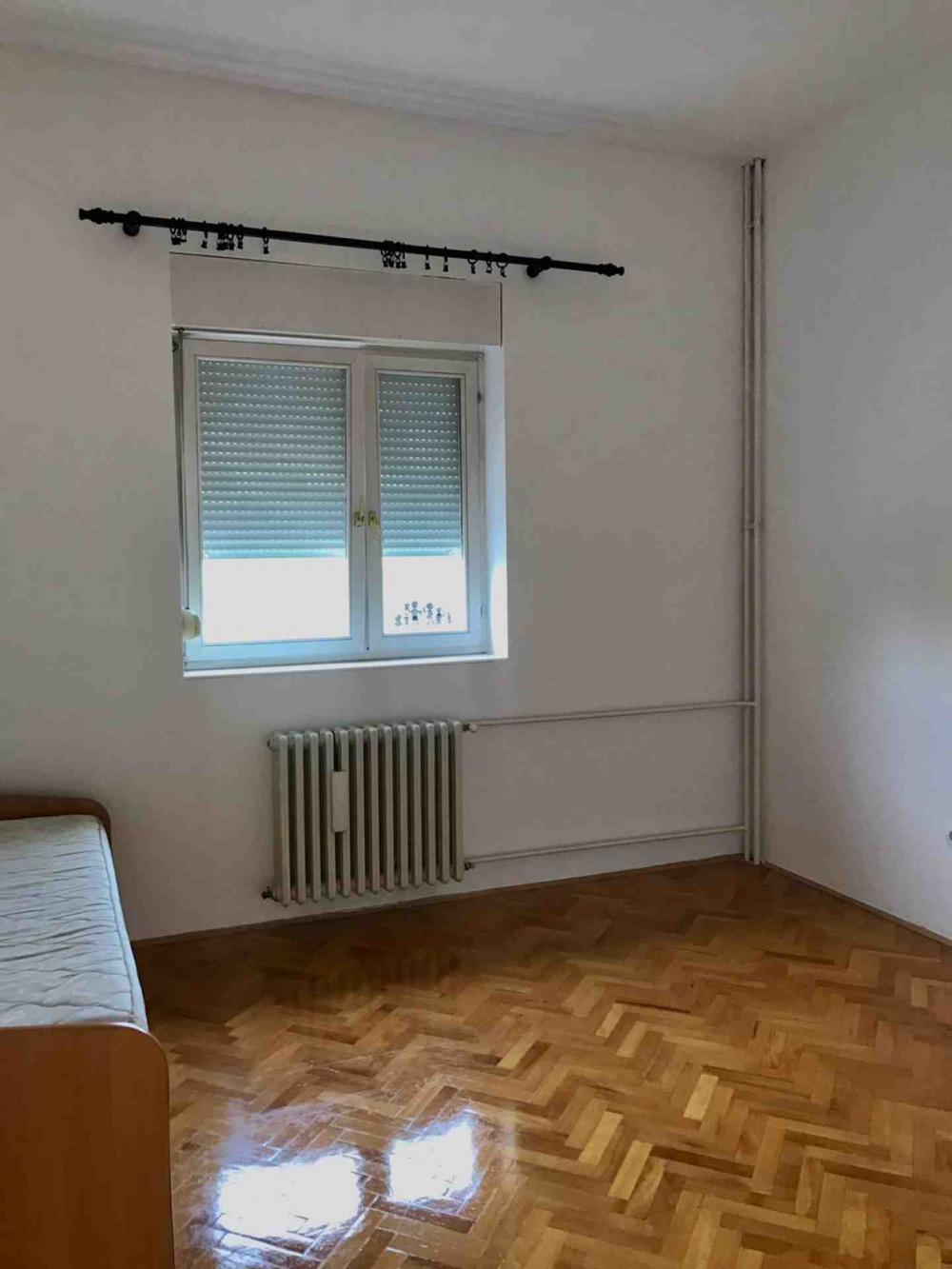 Slika 5 - Bulevar kneza Aleksandra Karađorđevića, Četvorosoban stan za izdavanje, 100m2, 1.800€
